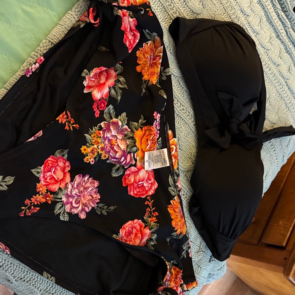 Terra & Sky Black Floral Bikini